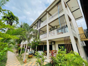 Family House Resort, Haad Rin